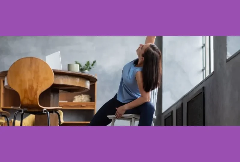 Pratiquez le yoga sur chaise au bureau : relâchez les tensions, mobilisez vos articulations et recentrez-vous sans matériel ni transpiration.