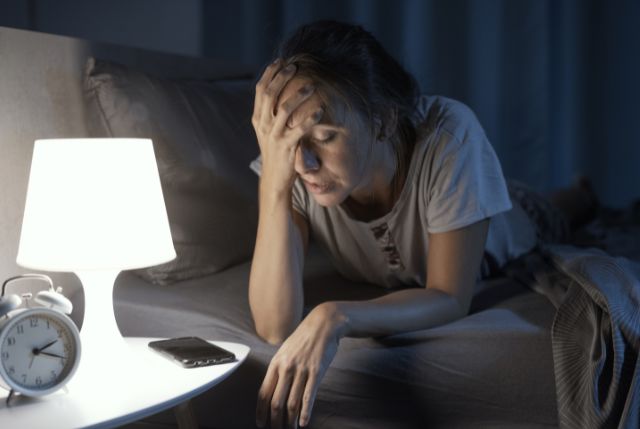 Découvrez deux techniques simples et naturelles pour retrouver le sommeil et renforcer la performance durable en entreprise.